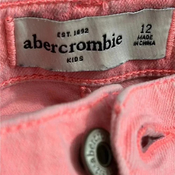 Abercrombie Kids shorts for girls - Picture 3 of 3